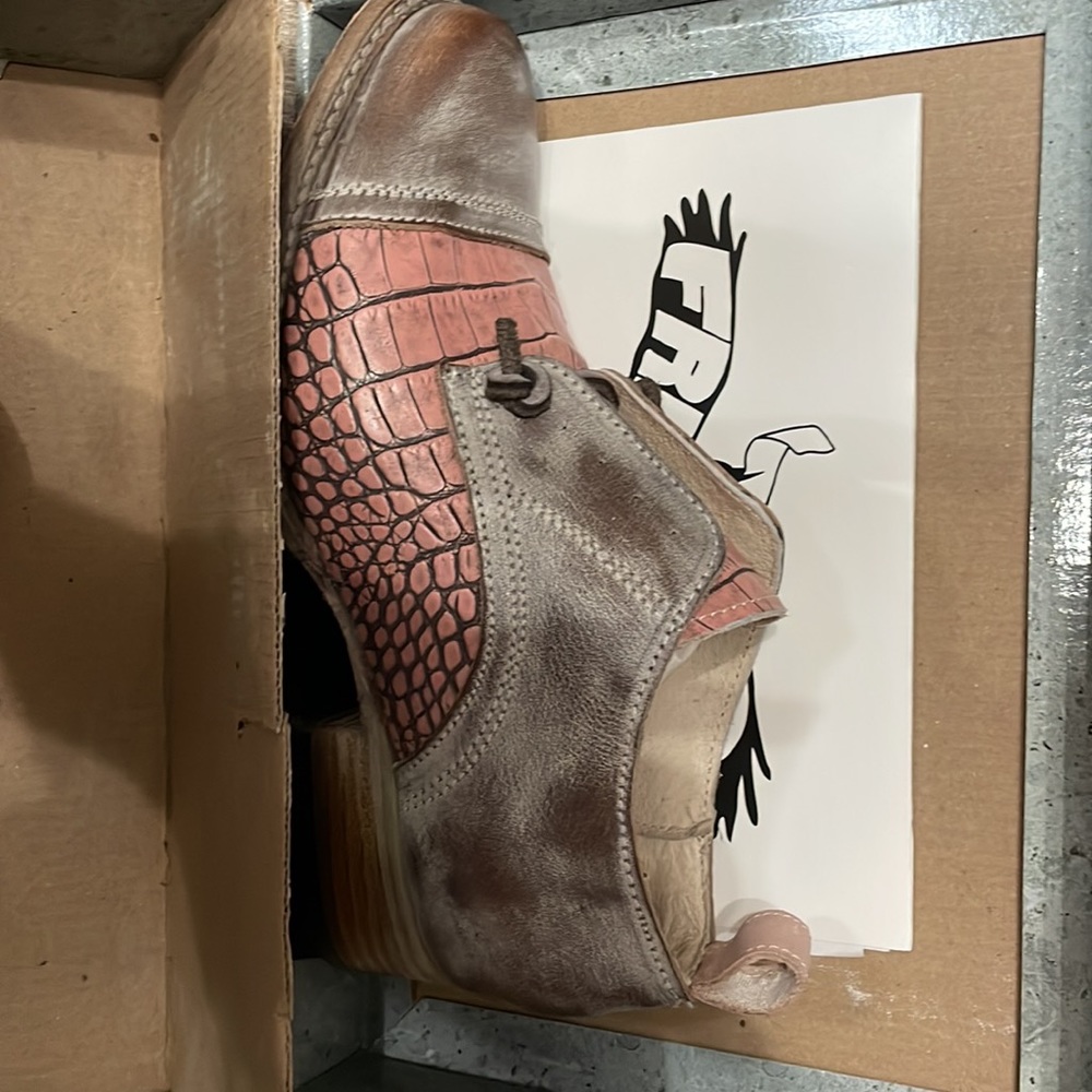 Freebird by Steven Mabel Blush Crocodile - Picture 5 of 5